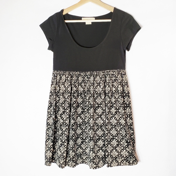 MICHAEL Michael Kors Tops - Michael Michael Kors shirt Sz Sm Blk and Tan